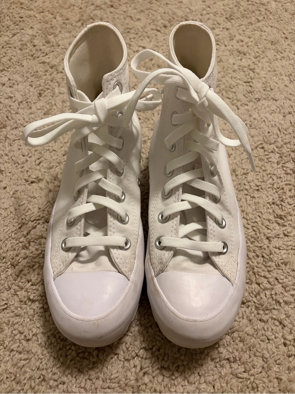 Converse Chuck Taylor All Star Lugged Hi Sneakers White US 7 Women’s